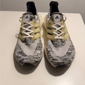 Adidas Ultraboost 21 Women’s Sneaker in Oreo | Size 9.5